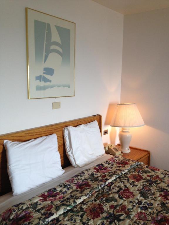 Cozy Cove Beachfront Resort Inn Lincoln City Pokój zdjęcie
